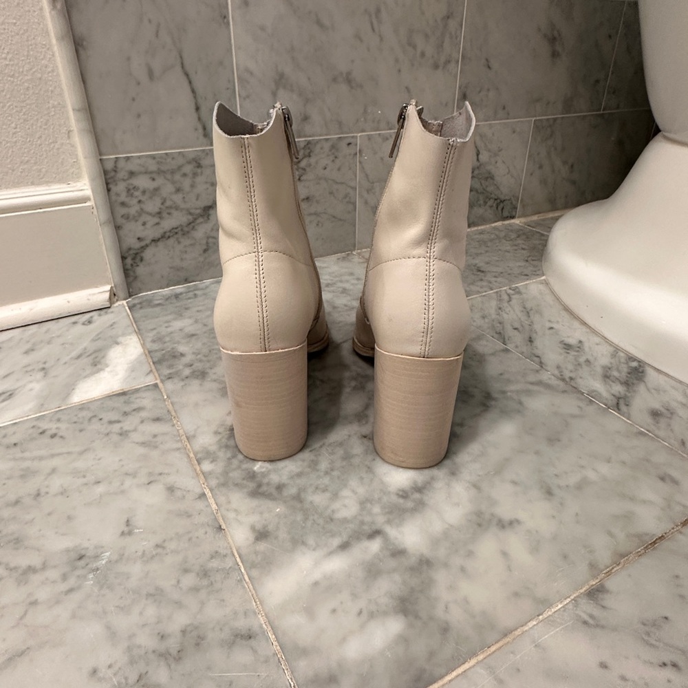 Like New Steve Madden Cate Boot In Bone - image 5